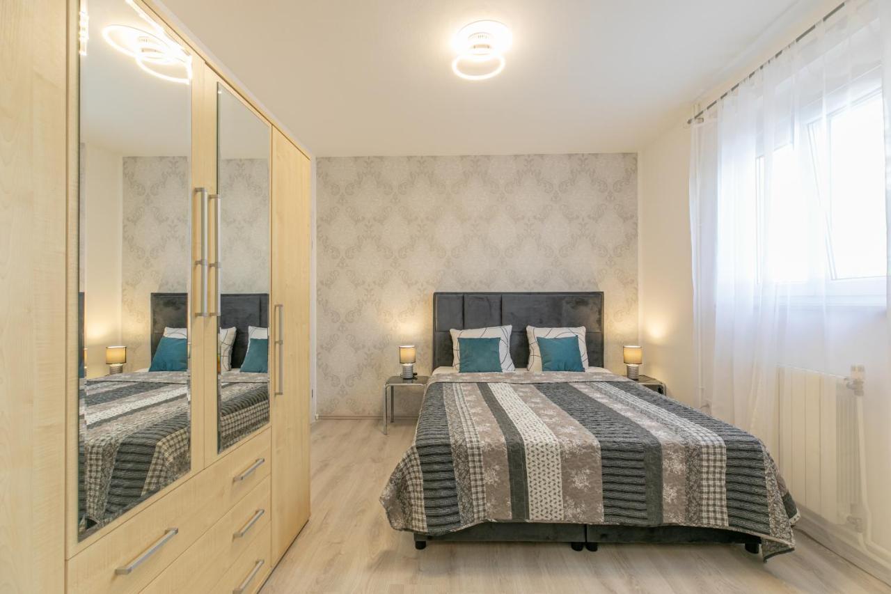 Apartments Tina Stinjan Пула Экстерьер фото